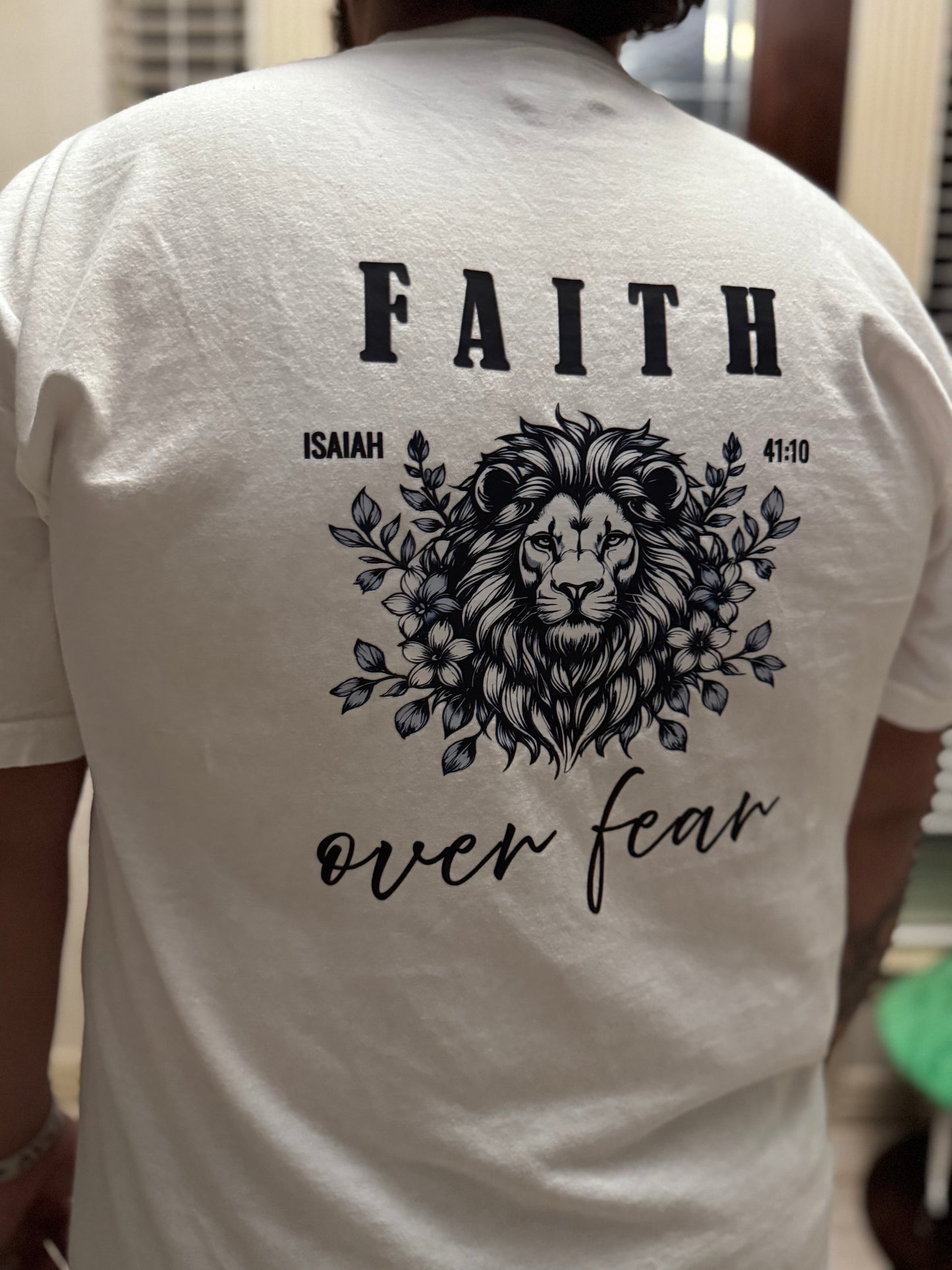 Faith Over Fear – Isaiah 41:10 Lion Tee - Unisex